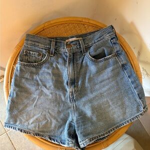Levi’s High Loose Denim Shorts Medium Wash